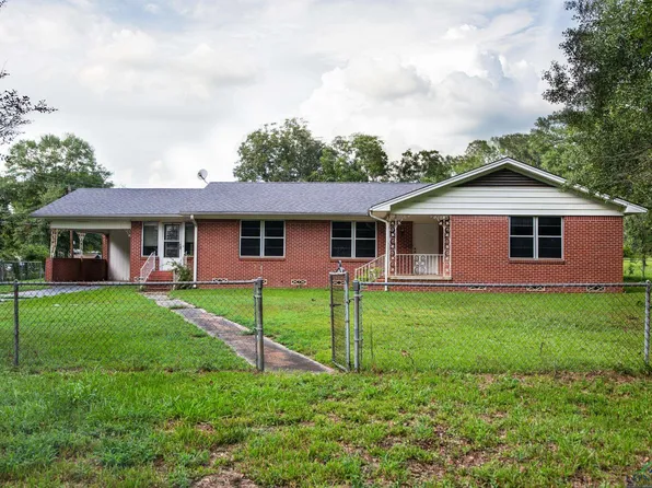 290 Bryson St, Waskom, TX 75692