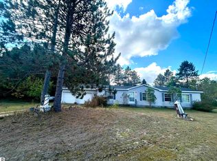 4236 Garfield Rd, Kingsley, MI 49649