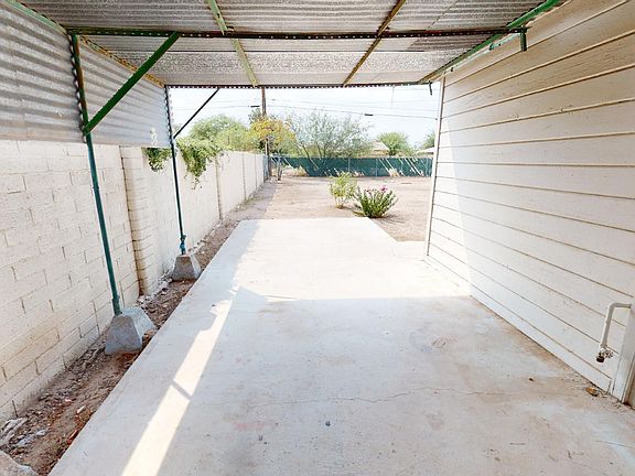 2nd image of 933 W Calle Francita