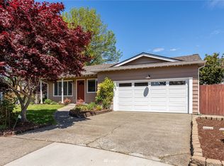 620 S 27th Ct, Renton, WA 98055