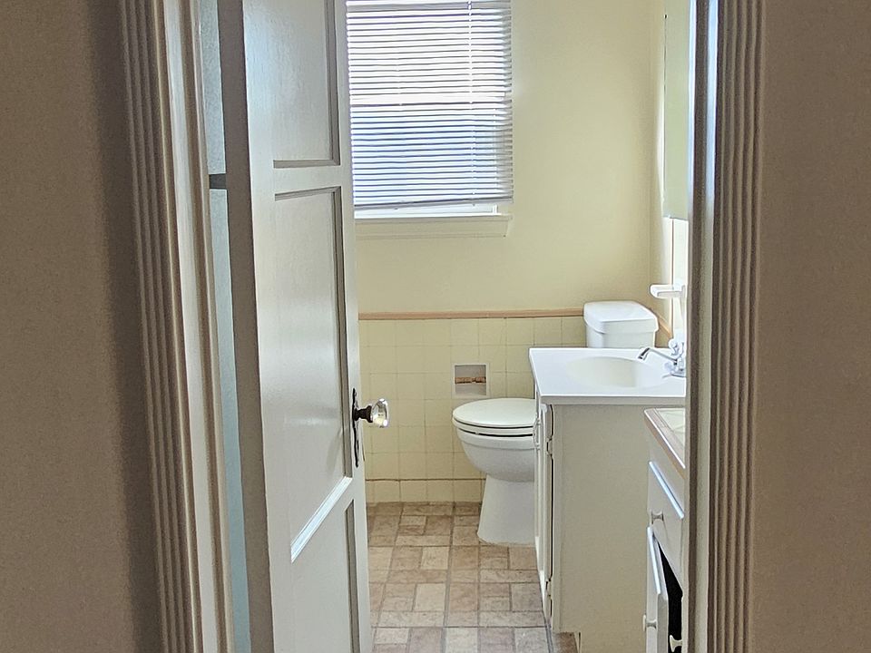 1st image of 347 N Hayworth Ave #347