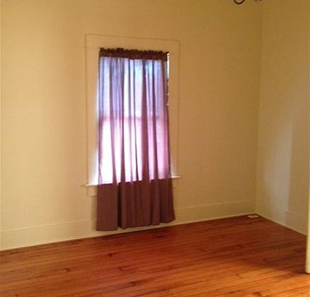 4th image of 225 N 1st Ave