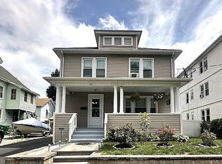 20 Mount Carmel Ave, Chicopee, MA 01013