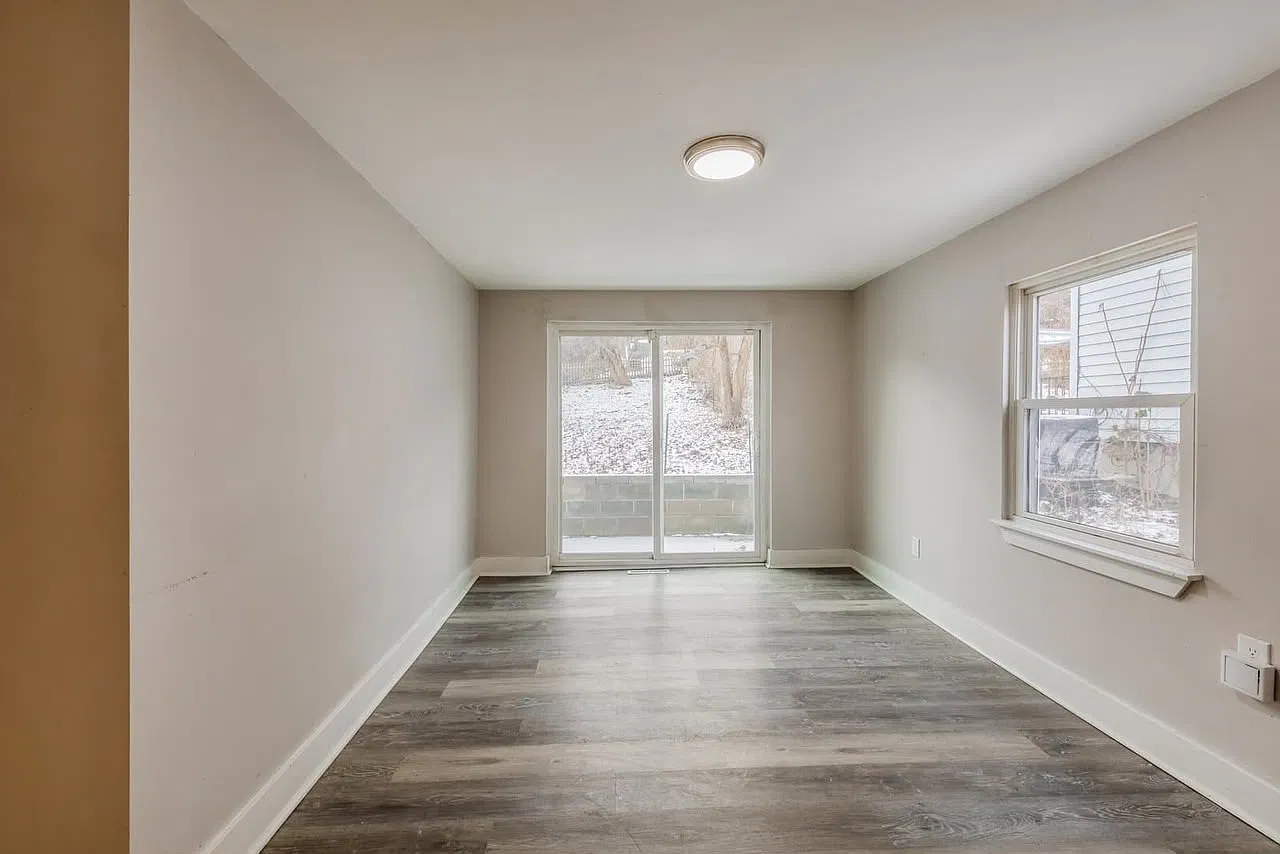 3 bed, 1288 sqft, $955 — Photo 4