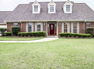 832 Delaware Dr, Bridge City, TX 77611