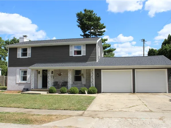 308 Melody Ln, Mattoon, IL 61938