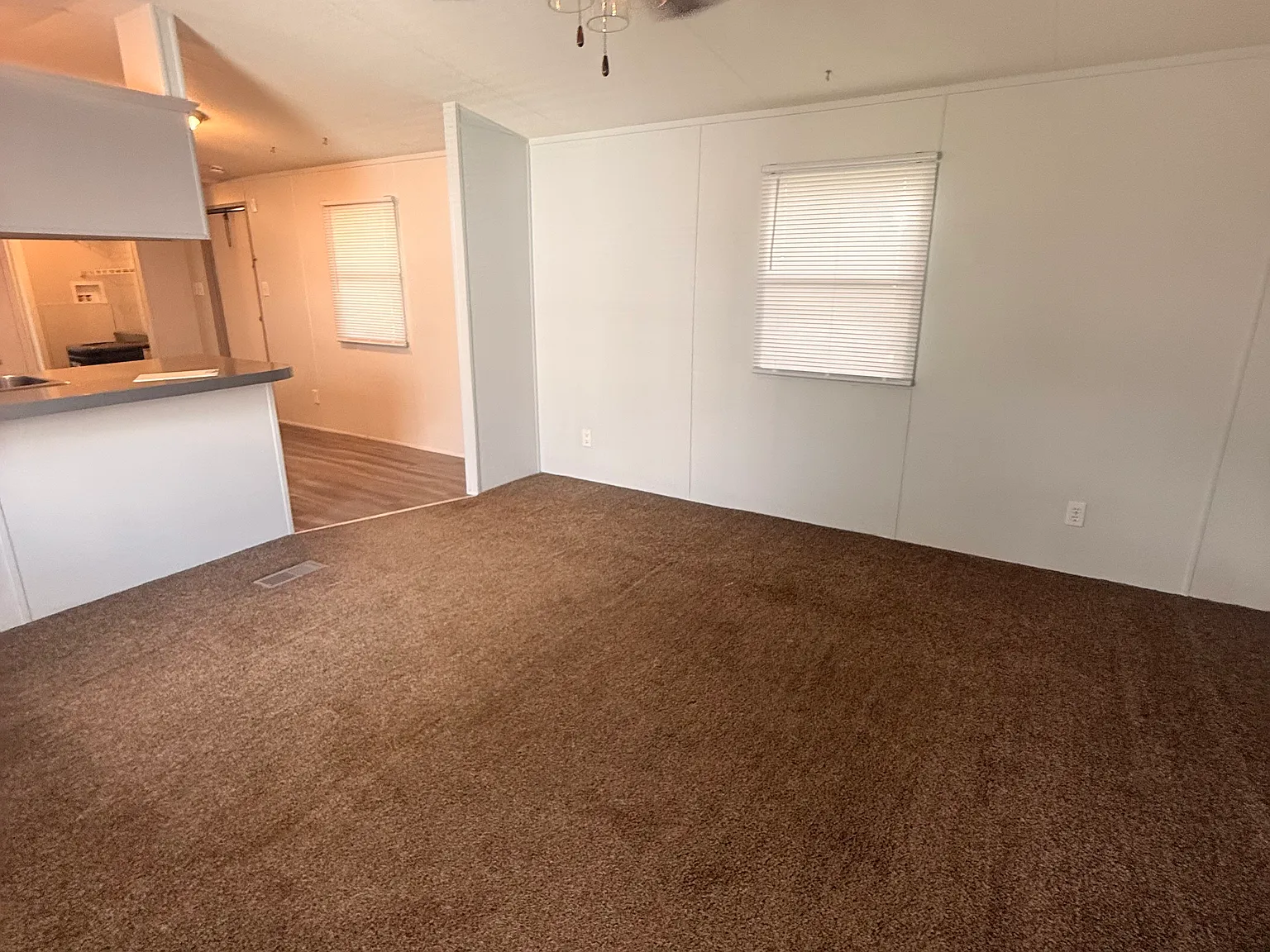 3 bed, 1152 sqft, $1,145 — Photo 3