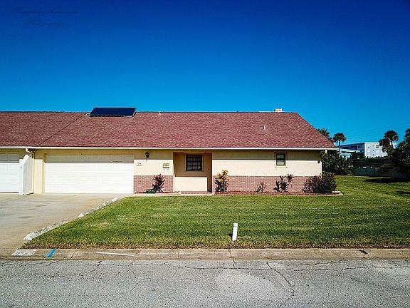 2nd image of 65 Christine Ct