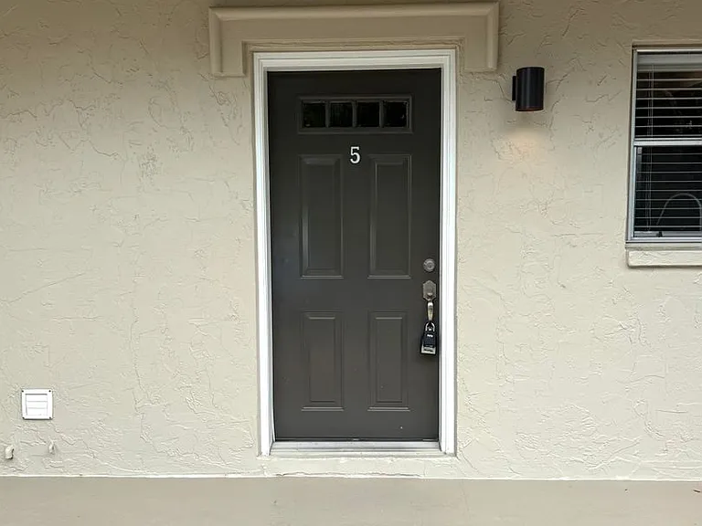 966 La Costa Cir #5 — Photo 3