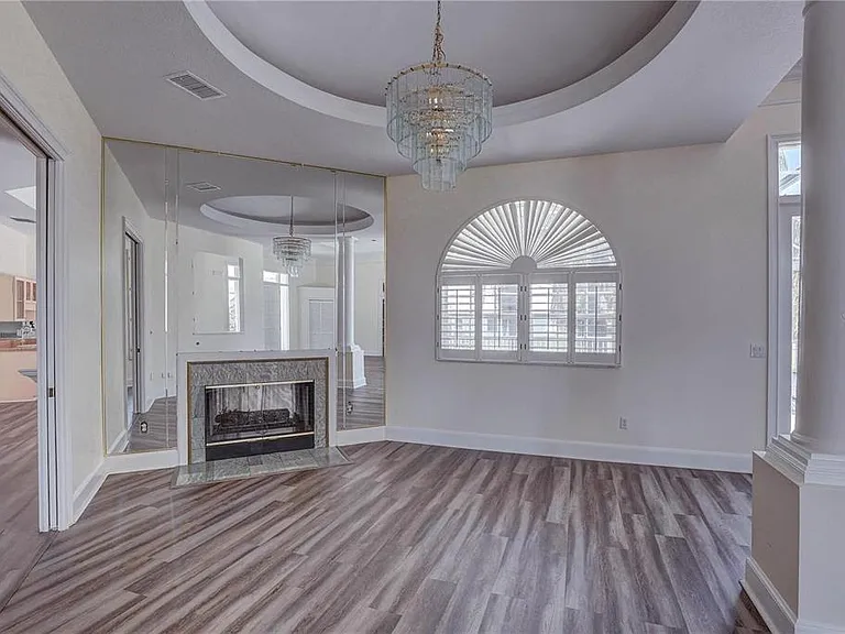 2208 Hampstead Ct — Photo 21