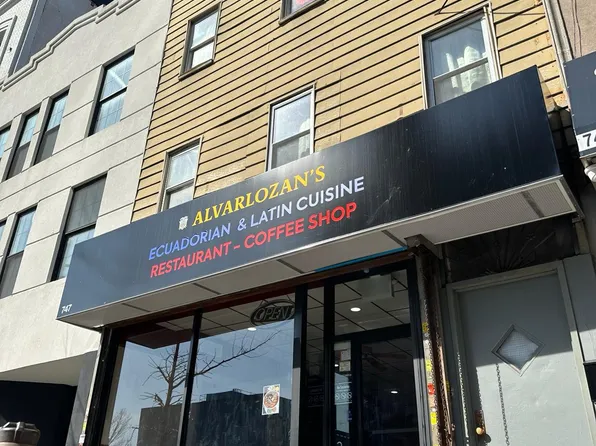 747 Flushing Avenue image 1 of 8