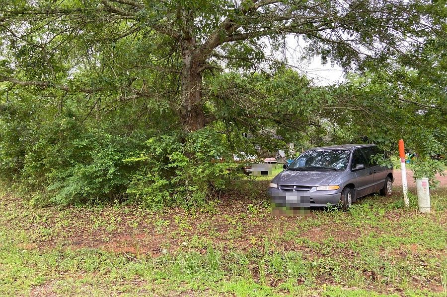 2nd image of 151 Fm 2750 E