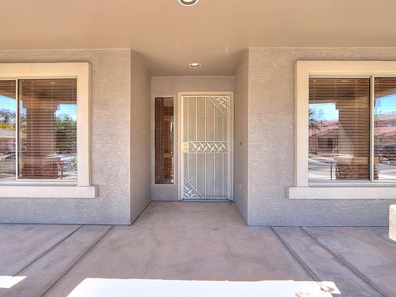 4th image of 43644 W Hillman Dr