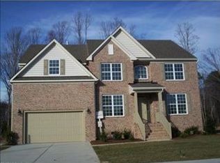 416 Quaker Ridge Ct, Suffolk, VA 23435