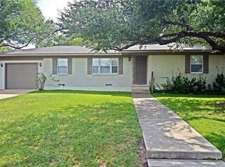 412 Sherry Ln, Farmersville, TX 75442