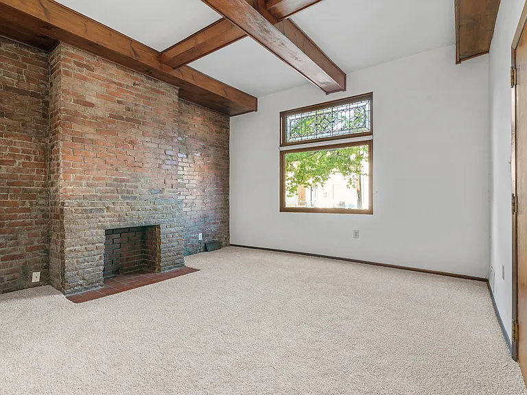 617 Bellefonte St #1 — Photo 3