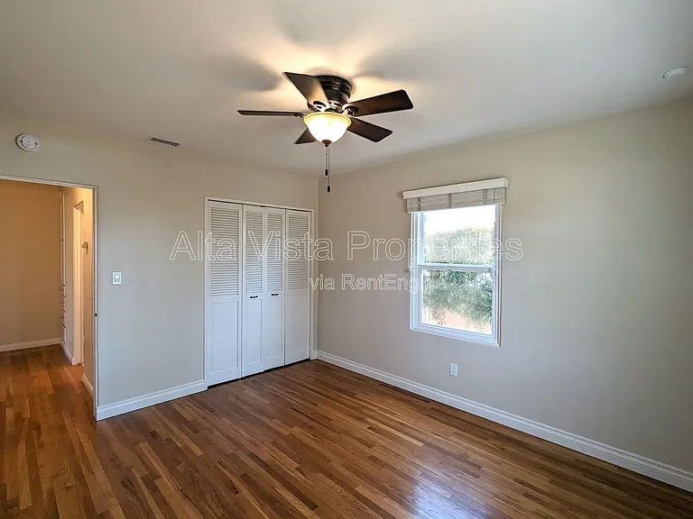 5115 Manchester Rd — Photo 13