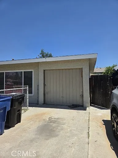 427 Sepulveda Ave — Photo 2