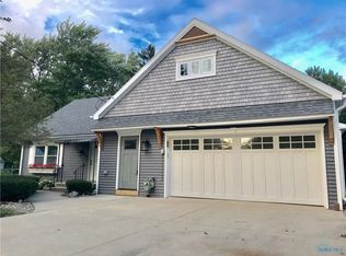 919 Walnut St, Perrysburg, OH
