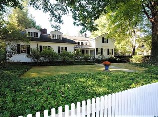 7530 Old Mill Rd, Gates Mills, OH 44040