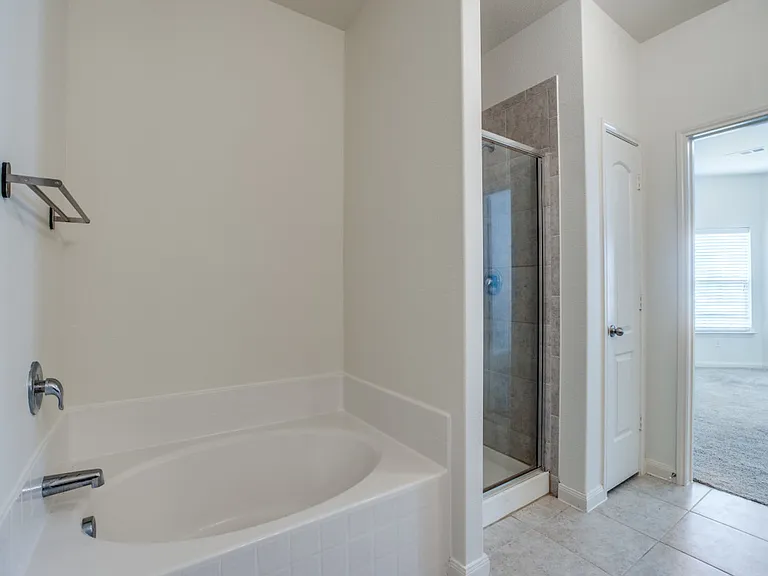 1622 White Mountain Way — Photo 15