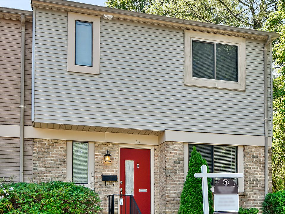 1st image of 23 Winslow Ct