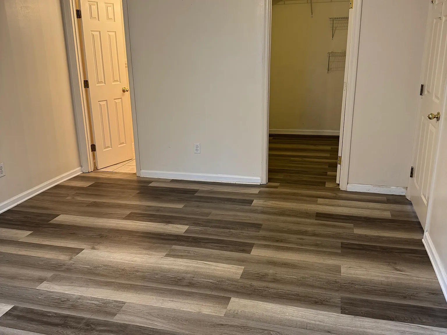 2 bed, 1092 sqft, $1,300 — Photo 3
