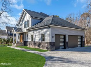 284 Middle Rd, Holmdel, NJ 07733