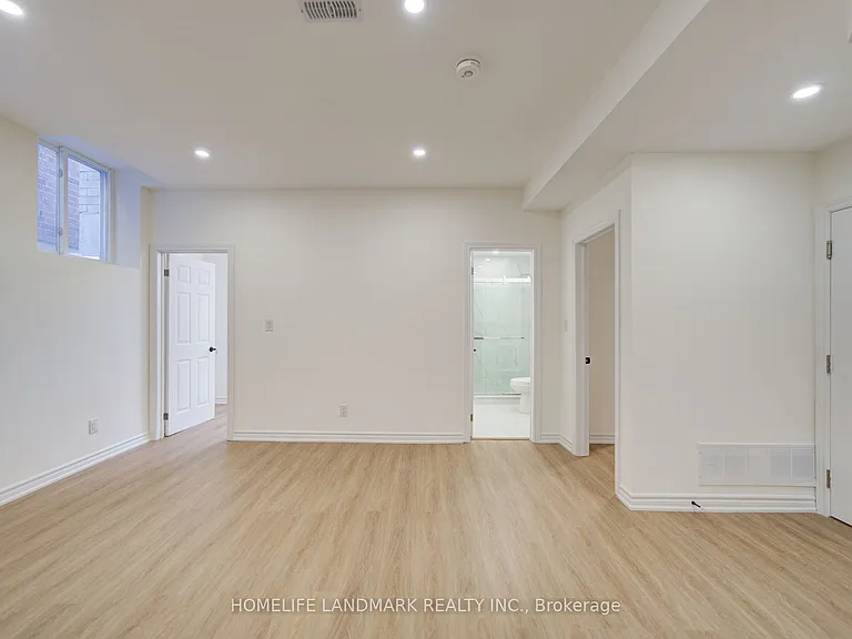 35 Red Giant St #BASEMENT — Photo 12