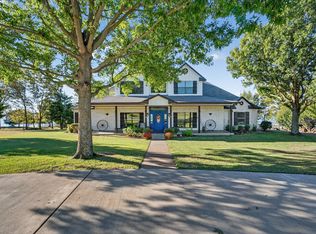 116 El Sueno, Corsicana, TX 75109