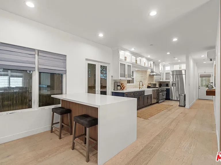 157 Hart Ave — Photo 7
