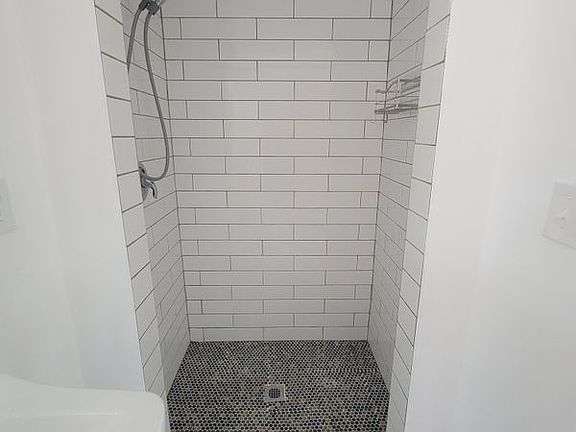 4th image of 1706 Diane Dr