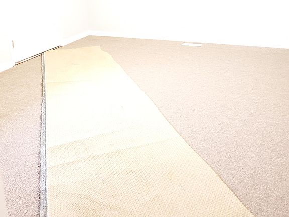3rd image of 534 S Dunlop St #2