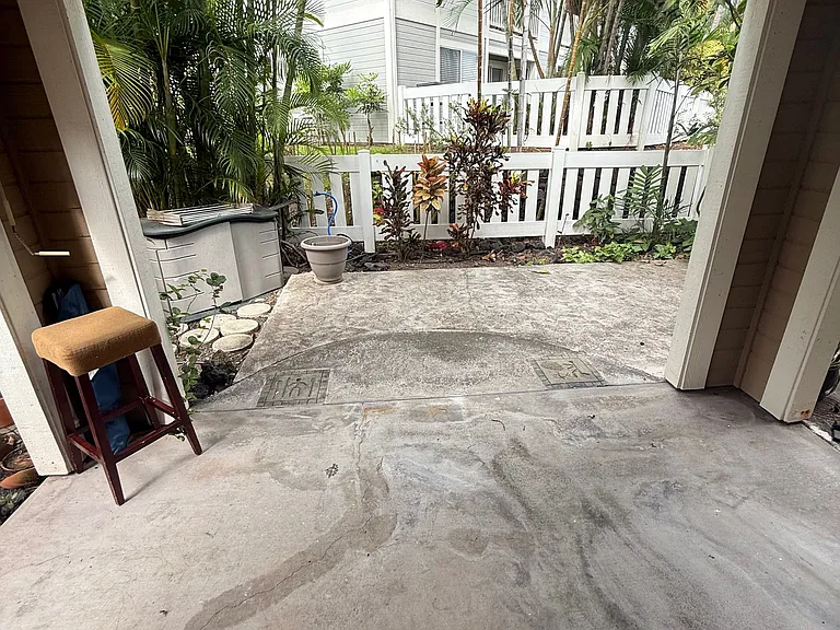 Partial view of patio / covered portion