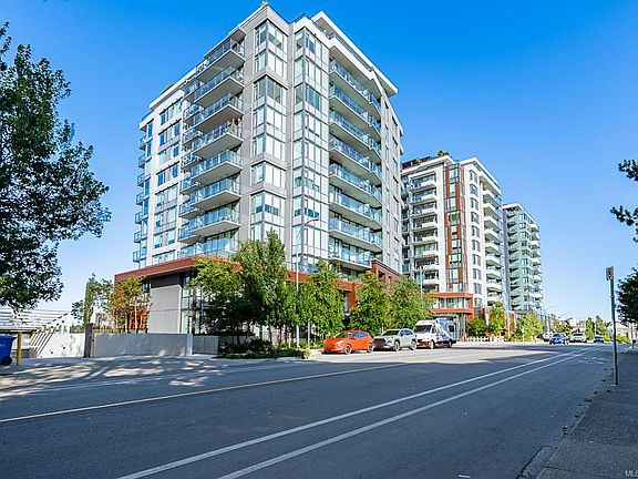 5th image of 369 Tyee Rd #604