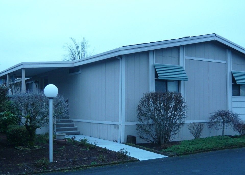 1st image of 3611 I St NE Unit 167