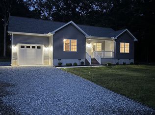 3867 Walt Thomas Dr, Crisfield, MD 21817