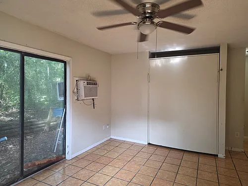 202 Rue Basin #D Photo 1 202 Rue Basin #D Photo 1
