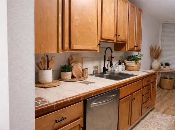 3700 Dean Dr Unit 101, Ventura, CA 93003