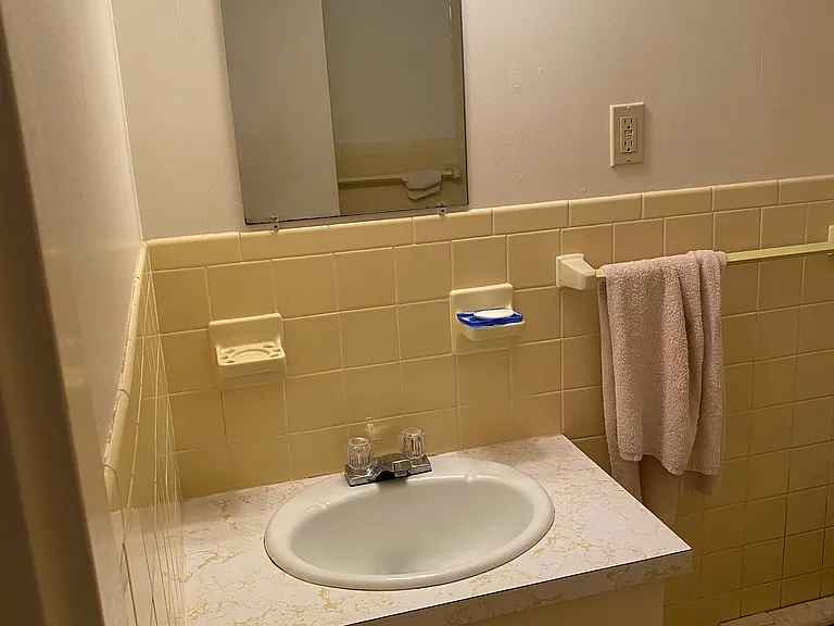 547 Lafayette Rd #5 — Photo 8