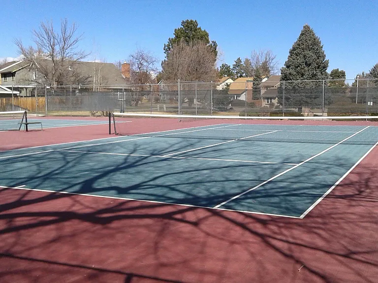 HOA amenity - Tennis courts