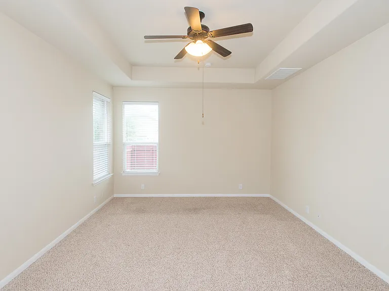 1902 Laminar Creek Rd — Photo 16