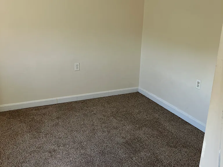48 Taunton Grn #7 — Photo 8