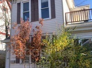 1114 1/2 N Limestone St, Springfield, OH 45503