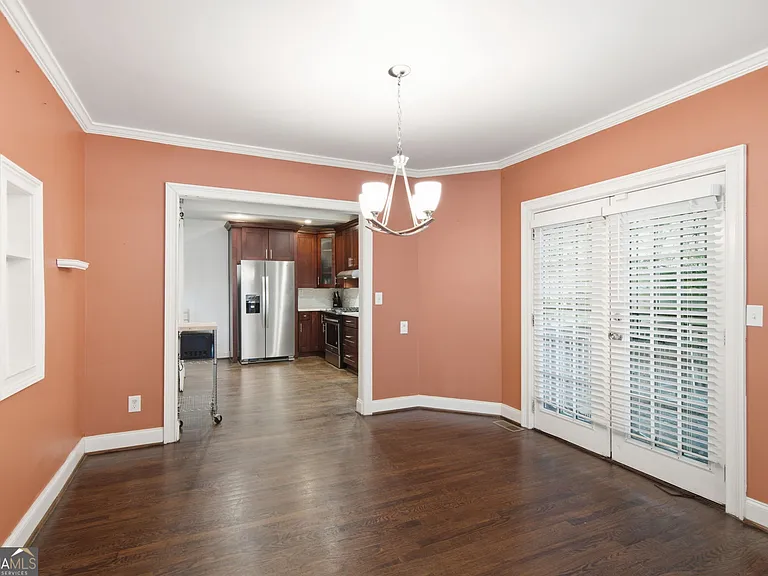 1669 Emerald Ave SW — Photo 8