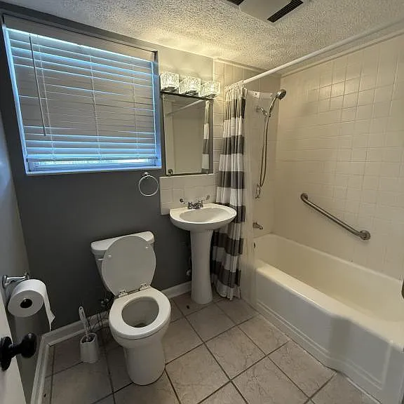335 Massalina Dr — Photo 17
