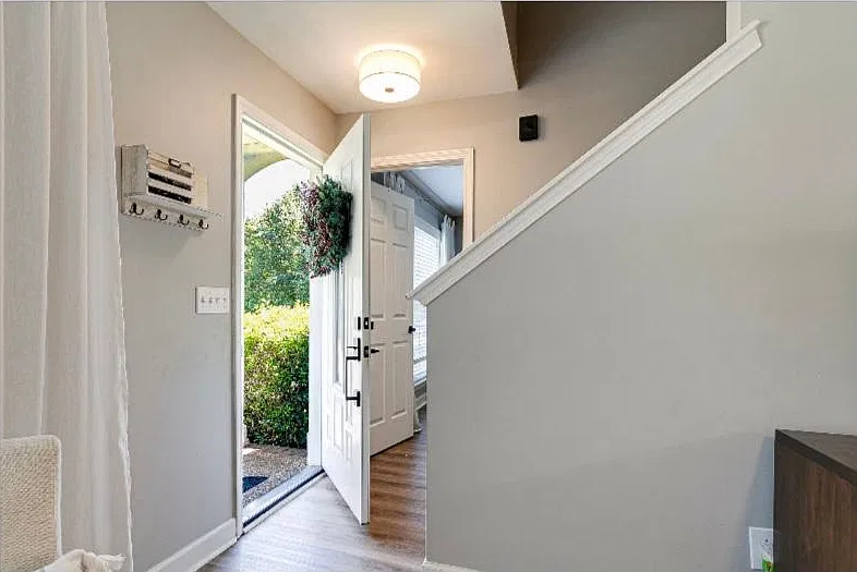 2805 Rippavilla Way — Photo 3
