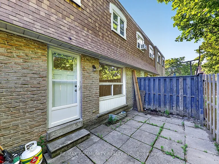 850 Huntingwood Dr #15 — Photo 38