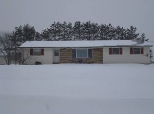 10868 Mileblock Rd, North Collins, NY 14111