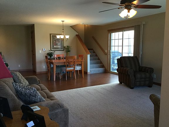 Living Room/Dining Room